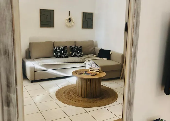 Cozy Flat With Garden 公寓 Tínos